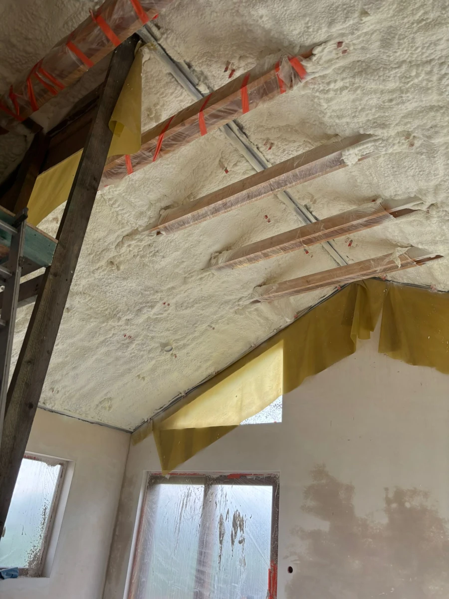 Ocieplenie pianą PUR poddasza Kęty